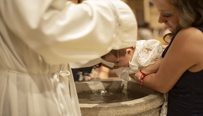 requisitos para bautizar un niño 